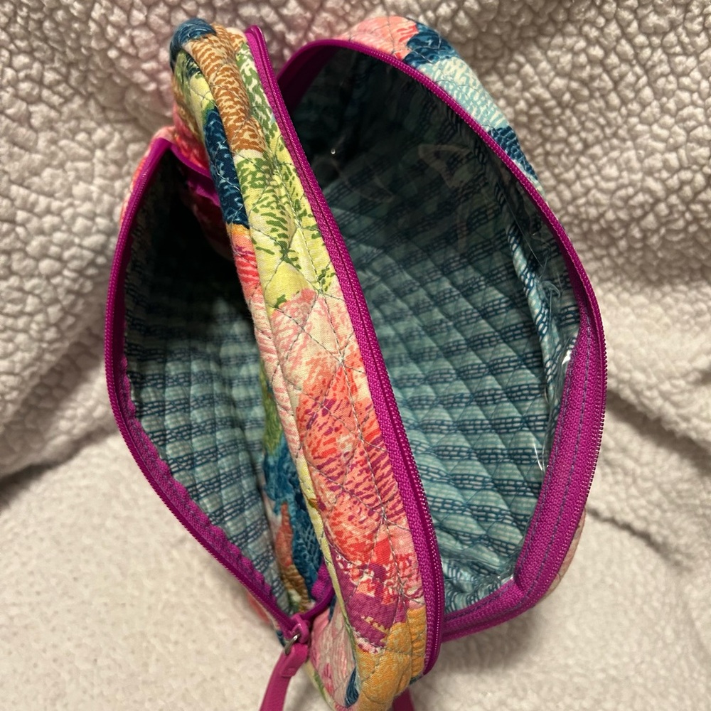 Vera Bradley Floral Quilted Women's Makeup bag - Picture 4 of 4